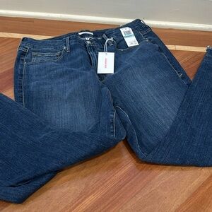 Good American good straight jeans. NWT
